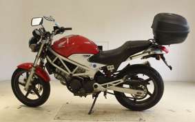 HONDA VTR 250 Gen. 2 MC33