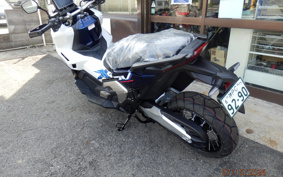 HONDA X-ADV 750 2026 RH21