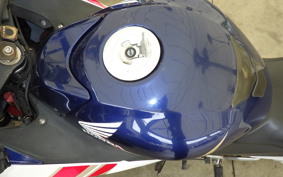 HONDA CBR250R GEN 3 MC41