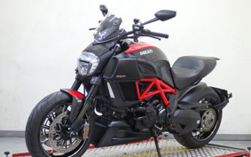 DUCATI DIAVEL CARBON 2017 ZDMG105JAFB