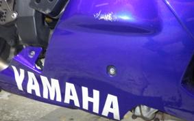 YAMAHA YZF-R1 2004