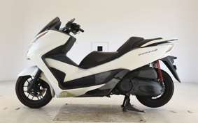 HONDA FORZA SI MF12