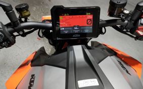 KTM 1290 SUPER  DUKE R V3940