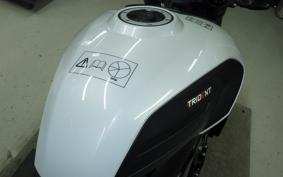 TRIUMPH TRIDENT 660 2026