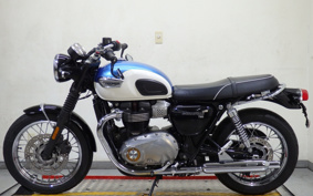TRIUMPH BONNEVILLE T100 2017 DAD70G