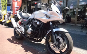 HONDA CB400 SUPER BOLDOR NC39