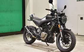HUSQVARNA SVARTPILEN 401 2022