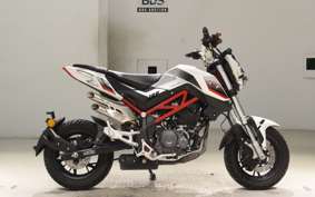 BENELLI TNT125