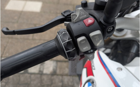 BMW R1200R 2017 0A04