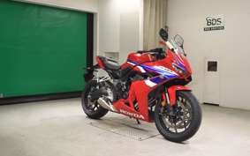 HONDA CBR650R E-Clutch 2025 RH17