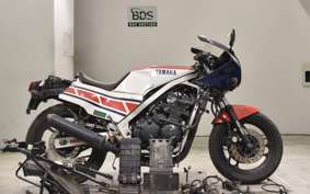 YAMAHA FZ400 R 1985 46X