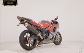 SUZUKI GSX-R1000 2004