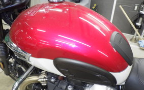 TRIUMPH BONNEVILLE T100 2022