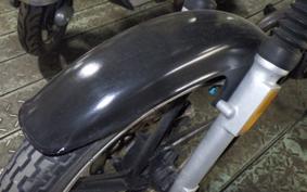 YAMAHA YB125SP 2008