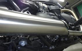 TRIUMPH BONNEVILLE BOBBER 2022