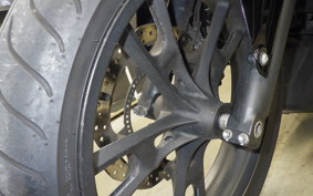 HONDA NM4 VULTUS -01 2015 RC82