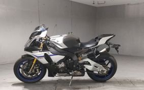 YAMAHA YZF-R1 M 2015 RN40
