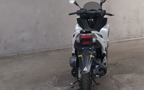 YAMAHA TRICITY 125 SE82J