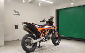 KTM 690 SMC R 2024