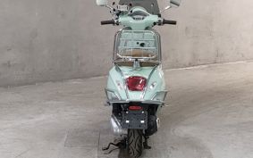 VESPA  VESPA  PRIMA  BEIGE RA125 ..
