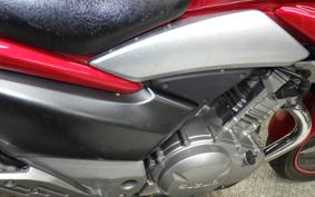 SUZUKI GSR250 2024