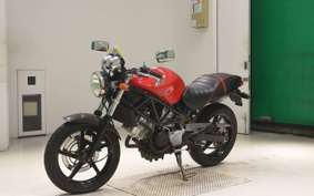 HONDA VTR 250 2003 MC33