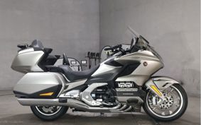 HONDA GL1800 TOUR DCT SC79