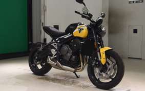 TRIUMPH TRIDENT 660 2026