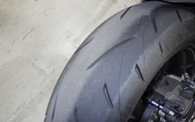 HONDA CBR650R E-Clutch 2025 RH17