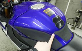 YAMAHA YZF-R1 2015