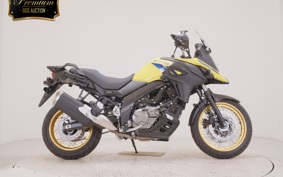 SUZUKI Vｽﾄﾛｰﾑ650XTA 2026 C733M