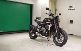 TRIUMPH TRIDENT 660 2025