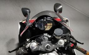 YAMAHA YZF-R1 2009 RN23