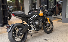 TRIUMPH TRIDENT 660 2026 L21U44
