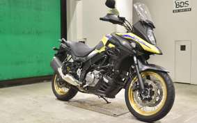 SUZUKI Vｽﾄﾛｰﾑ650XTA 2021 C733A