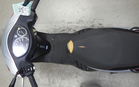 YAMAHA AXIS 125 TREET