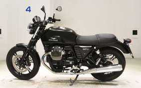MOTO GUZZI V7 STONE 2 2017