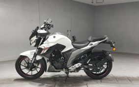 YAMAHA FZ25 RG69