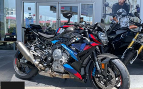BMW M1000R 6357