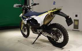HUSQVARNA 701ED