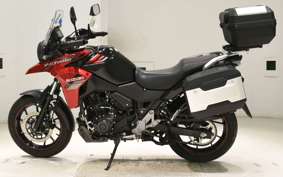 SUZUKI Vｽﾄﾛｰﾑ250A 2011
