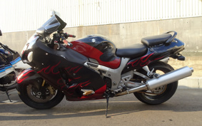 SUZUKI GSX1300R HAYABUSA 2005 GW71A