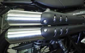 TRIUMPH STREET SCRAMBLER 2021