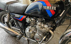 YAMAHA XJ550 4V8