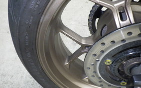 HONDA CB650R E-Clutch 2025 RH17