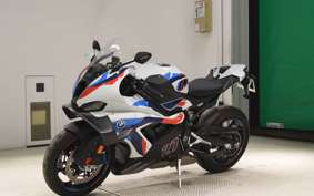 BMW M1000RR 2025