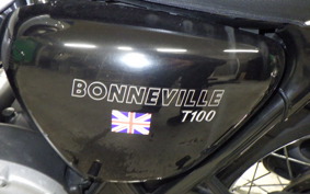 TRIUMPH BONNEVILLE T100 2016