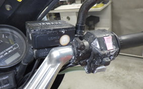 YAMAHA XJ750 E 1983 29R