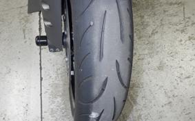 YAMAHA YZF-R6 2019