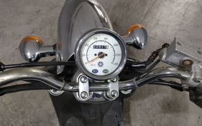 YAMAHA VINO 125 SE24
